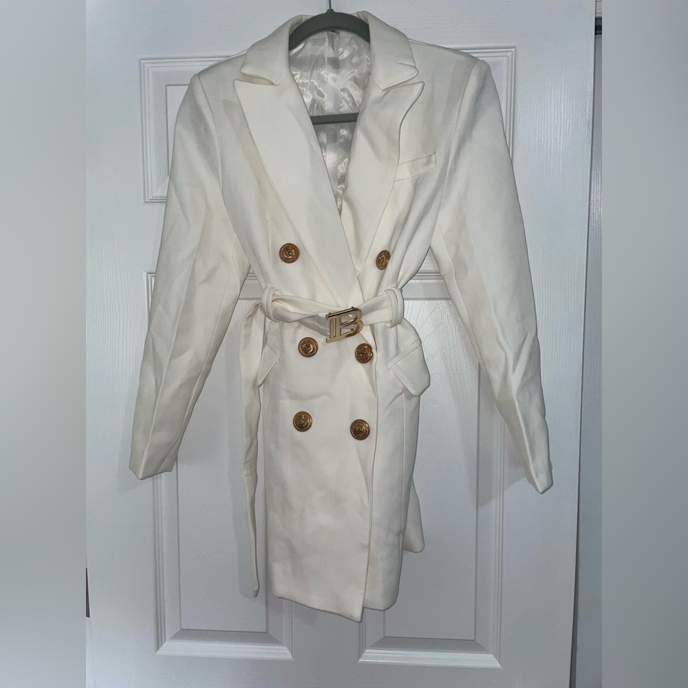 Women’s dress